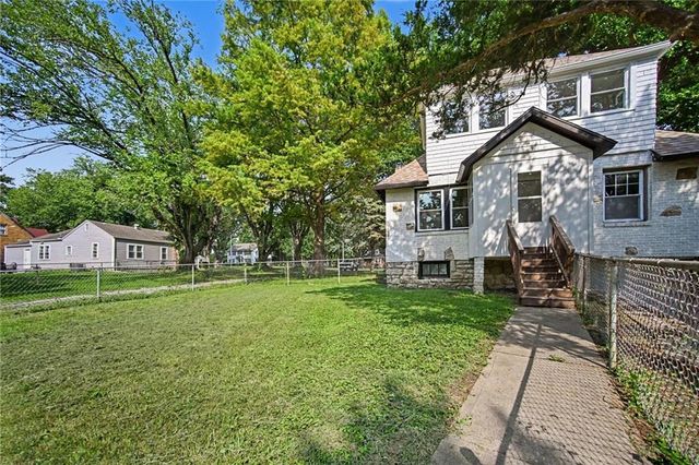5000 Blue Ridge Boulevard, Kansas City, MO 64133