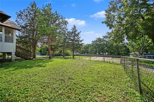 5000 Blue Ridge Boulevard, Kansas City, MO 64133