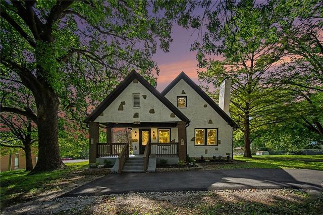 5000 Blue Ridge Boulevard, Kansas City, MO 64133