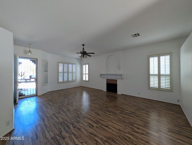 5959 W KIMBERLY Way, Glendale, AZ 85308