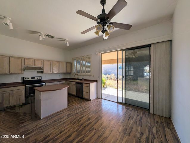 5959 W KIMBERLY Way, Glendale, AZ 85308