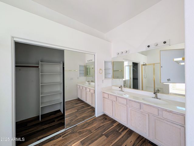 5959 W KIMBERLY Way, Glendale, AZ 85308