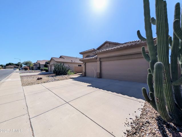 5959 W KIMBERLY Way, Glendale, AZ 85308