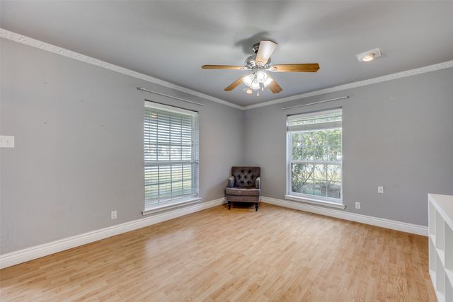 6401 Stonewall Street, Greenville, TX 75402