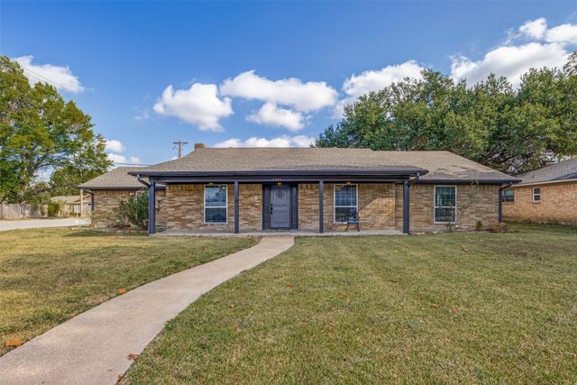 6401 Stonewall Street, Greenville, TX 75402