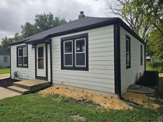 2223 NW Polk ST, Topeka, KS 66608
