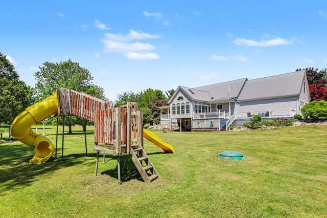 2945 W Lincoln Avenue, Ionia, MI 48846