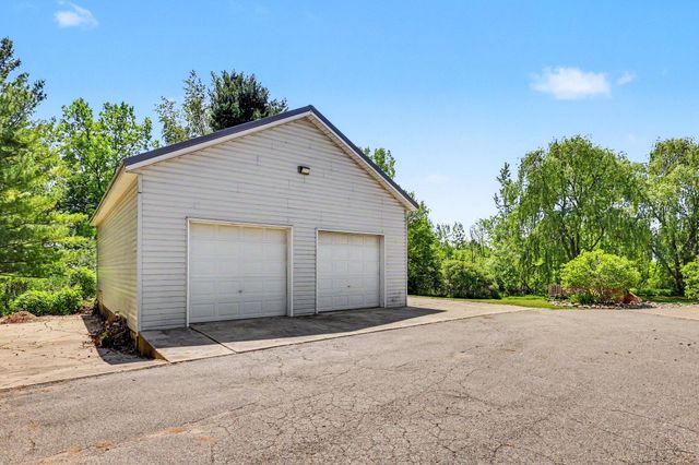 2945 W Lincoln Avenue, Ionia, MI 48846