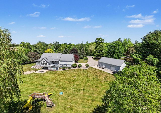 2945 W Lincoln Avenue, Ionia, MI 48846