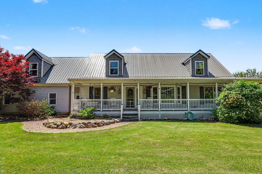 2945 W Lincoln Avenue, Ionia, MI 48846