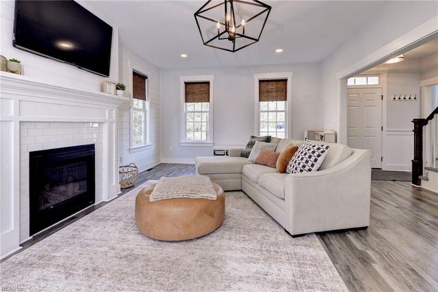 3611 Splitwood RD, Toano, VA 23168
