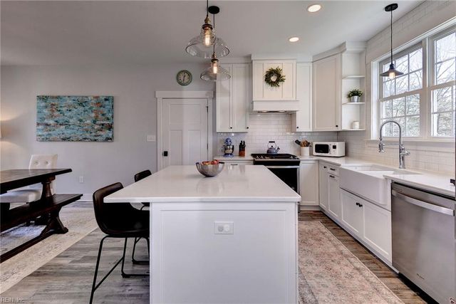 3611 Splitwood RD, Toano, VA 23168