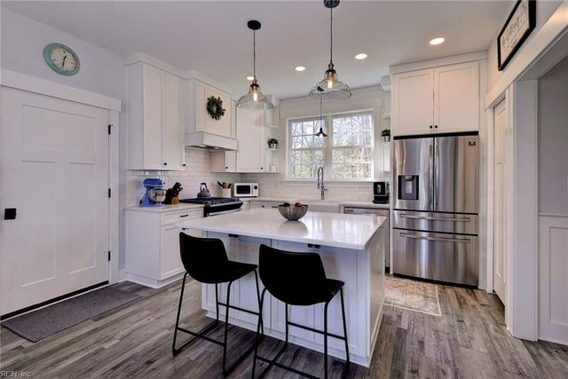 3611 Splitwood RD, Toano, VA 23168