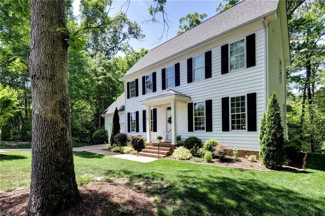 3611 Splitwood RD, Toano, VA 23168