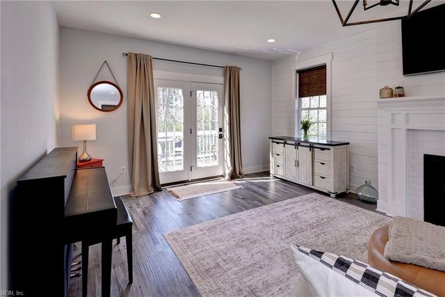 3611 Splitwood RD, Toano, VA 23168