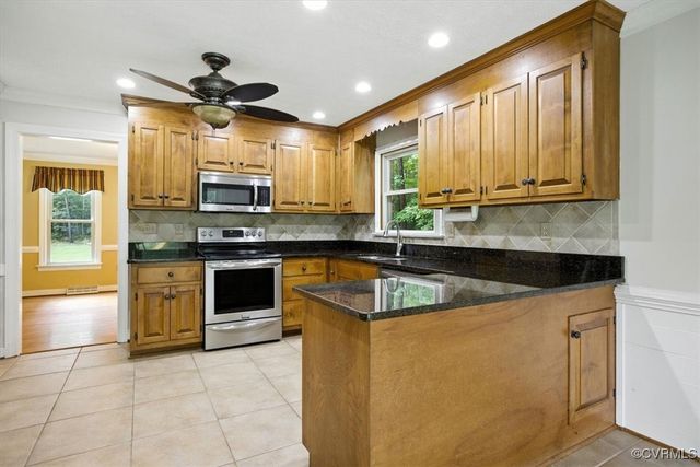 13241 Bailey Bridge Rd, North Chesterfield, VA 23112