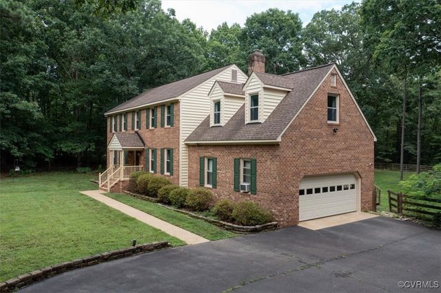 13241 Bailey Bridge Rd, North Chesterfield, VA 23112