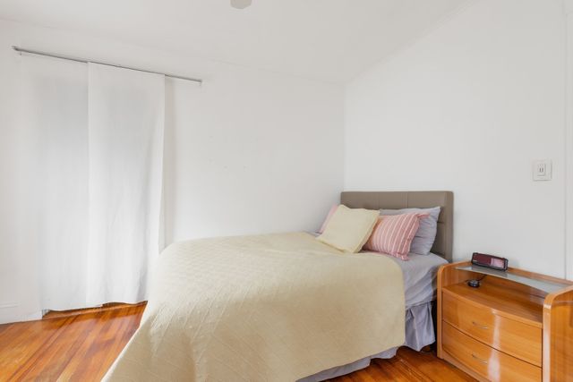 820 Beaver St, Waltham, MA 02452
