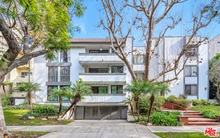 406 N Oakhurst Drive 202, Beverly Hills, CA 90210