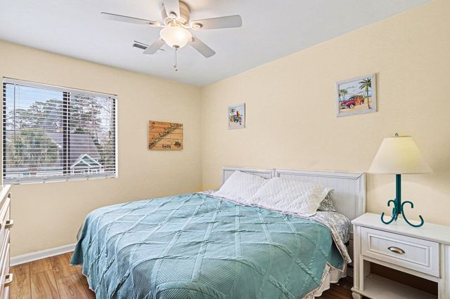 610 15th Ave S Apt 3, Myrtle Beach, SC 29575