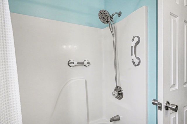 610 15th Ave S Apt 3, Myrtle Beach, SC 29575