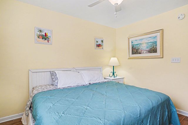 610 15th Ave S Apt 3, Myrtle Beach, SC 29575