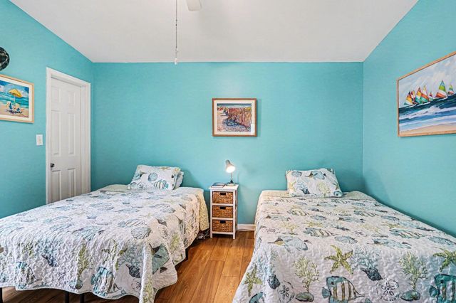 610 15th Ave S Apt 3, Myrtle Beach, SC 29575