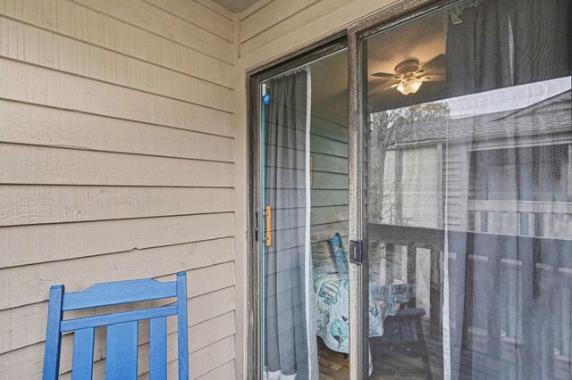 610 15th Ave S Apt 3, Myrtle Beach, SC 29575