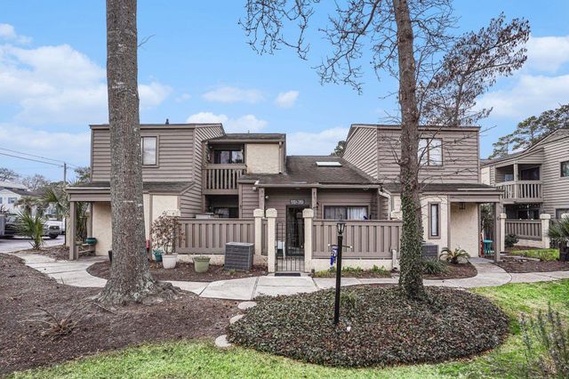 610 15th Ave S Apt 3, Myrtle Beach, SC 29575