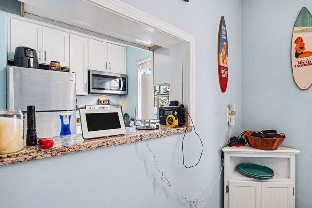 610 15th Ave S Apt 3, Myrtle Beach, SC 29575