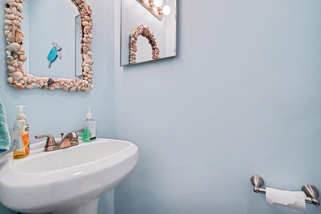 610 15th Ave S Apt 3, Myrtle Beach, SC 29575