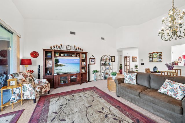 7661 Mackenzie Court 422, Lake Worth, FL 33467