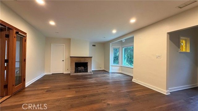 2248 E Chevy Chase, Glendale, CA 91206