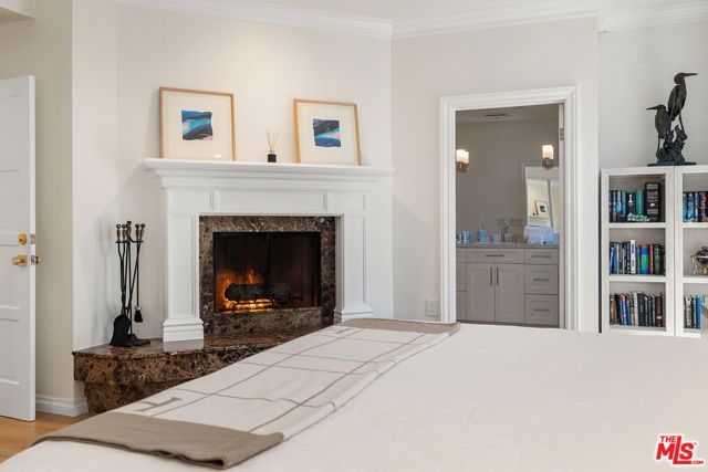 7834 Electra Drive, Los Angeles, CA 90046