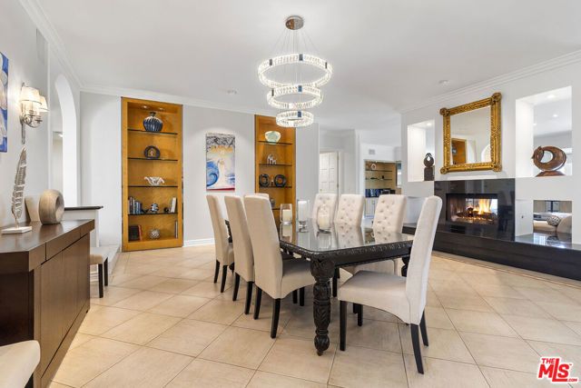 7834 Electra Drive, Los Angeles, CA 90046