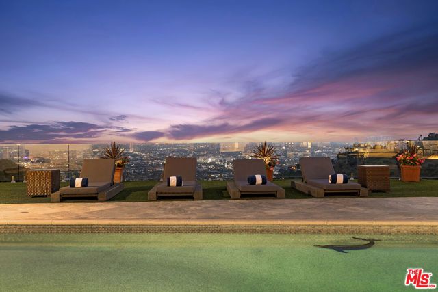 7834 Electra Drive, Los Angeles, CA 90046