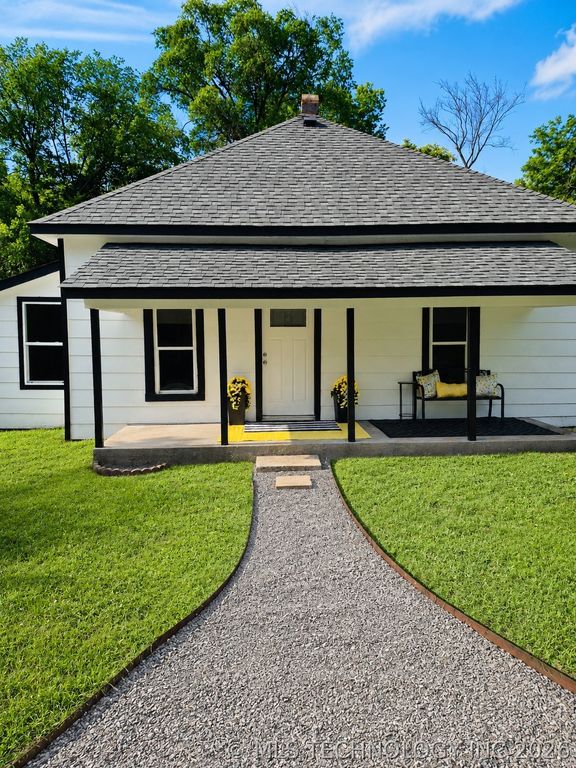 3827 Boatmans Circle, Pryor, OK 74361