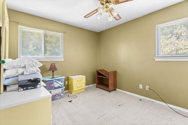 7108 Meadowood DR, Austin, TX 78723