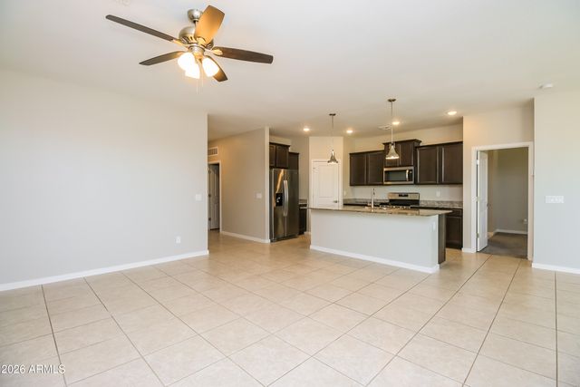 40454 W HENSLEY Way, Maricopa, AZ 85138