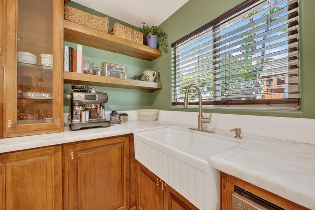 5719 Mangrove Ct, Orangevale, CA 95662