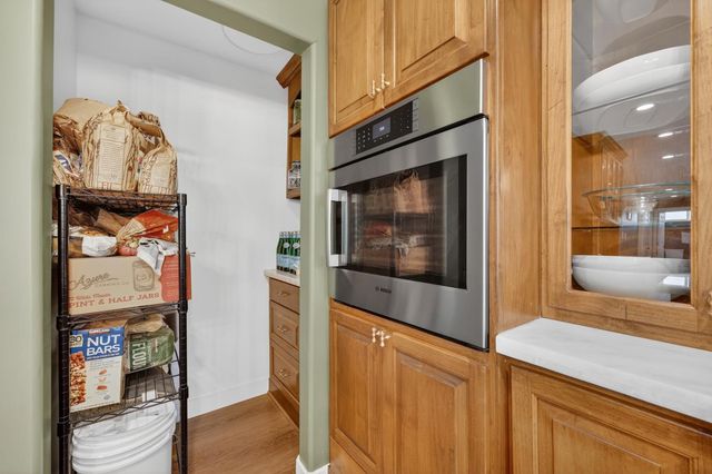 5719 Mangrove Ct, Orangevale, CA 95662