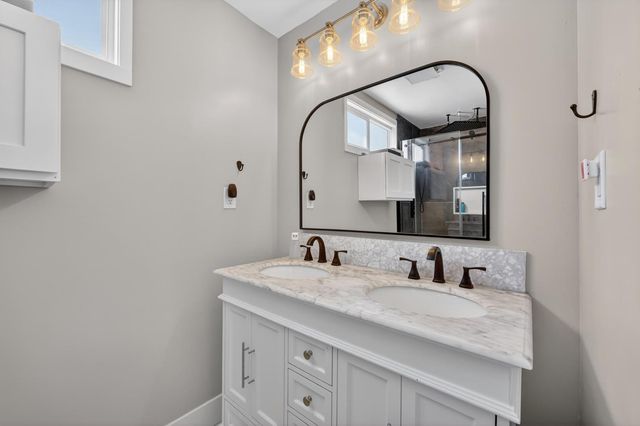 5719 Mangrove Ct, Orangevale, CA 95662
