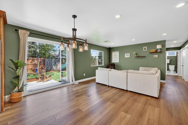 5719 Mangrove Ct, Orangevale, CA 95662