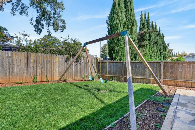 5719 Mangrove Ct, Orangevale, CA 95662