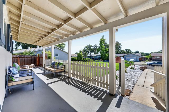 5719 Mangrove Ct, Orangevale, CA 95662