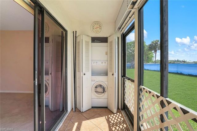 4338 27th CT SW 104, Naples, FL 34116