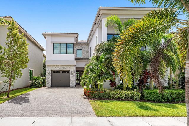 9022 CHAUVET Way, Boca Raton, FL 33496