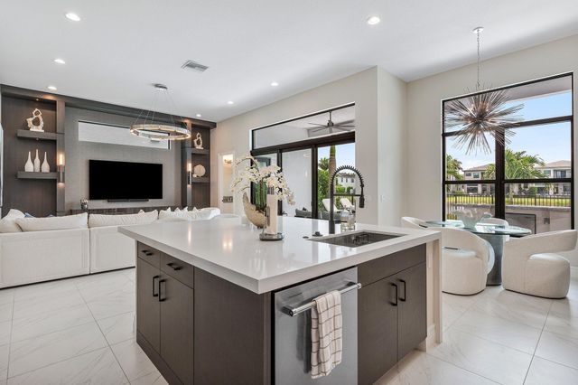 9022 CHAUVET Way, Boca Raton, FL 33496