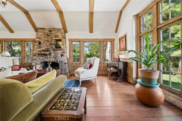 23021 8th Street, Newhall, CA 91321