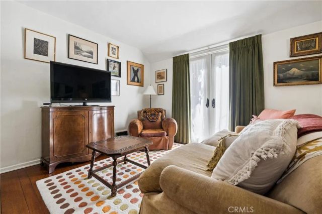 23021 8th Street, Newhall, CA 91321